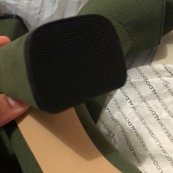 ALDO Umber Peep Toe Green Booties 6.5 - Picture 4 of 8